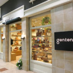 genten 京急上大岡店／革製バッグ・生活雑貨ミックスの新提案